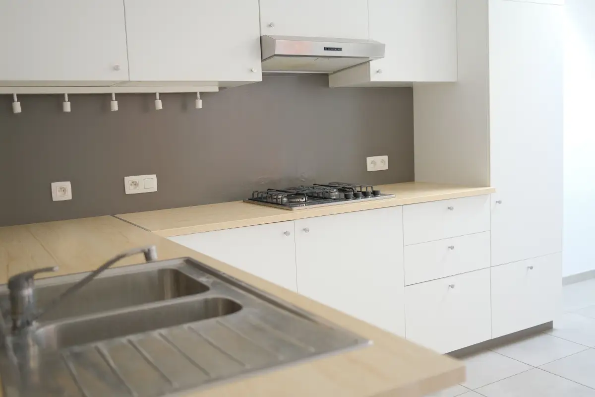 Plain laminate kitchen counter before an epoxy pour